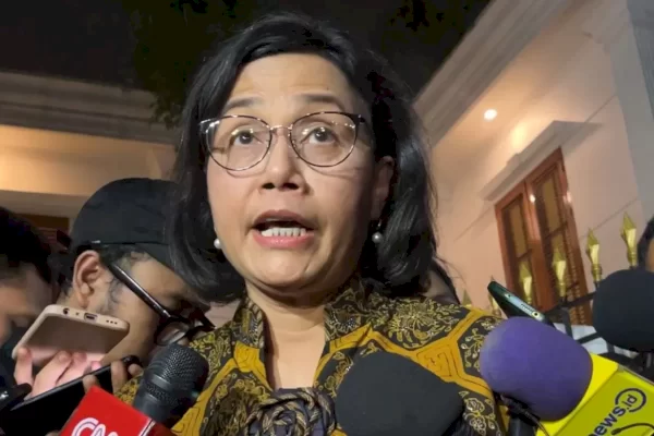 Sri Mulyani Minta Menteri-Kepala Lembaga Hemat! Anggaran Perjalanan Dinas Dipotong 50%