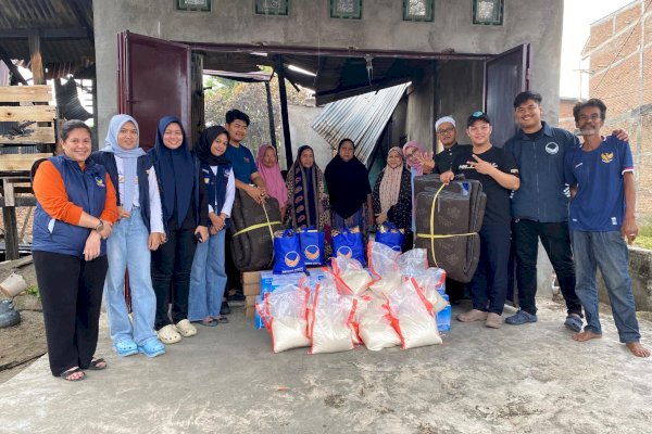 Lagi! Bukti Nyata Politik Kemanusiaan RMS, Kader di Pinrang Gerak Cepat Turun Bantu Korban kebakaran di Pekkabata