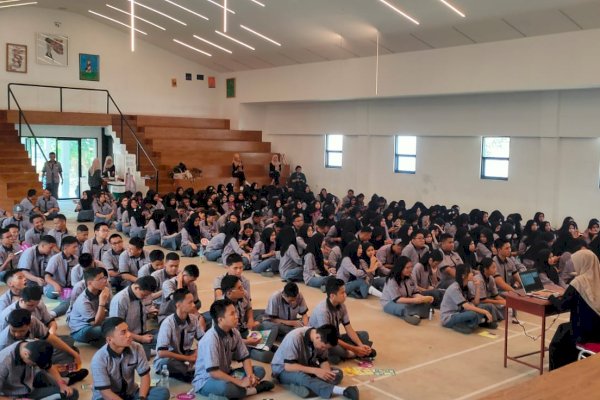 Kalla Institute Ajak Ratusan Siswa/I SMAN 17 Makassar Kenali Potensi Minat dan Bakat