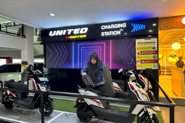 Pengguna Beberkan Kelebihan Miliki United E-Motor Mulai dari Charging Station Hingga Service Terjangkau