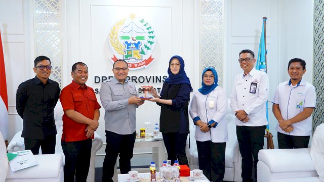 Pimpinan DPRD Sulsel Bersama Ombudsman RI.