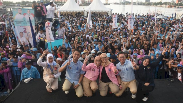 Fatmawati Rusdi di Kampanye Akbar Seto-Rezki
