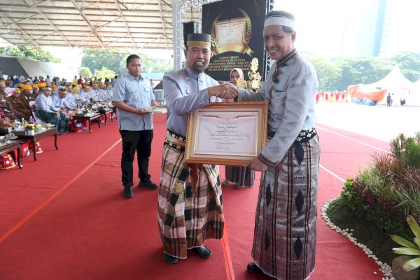 Perayaan HUT Kota Makassar Ke-417 Bertabur Penghargaan