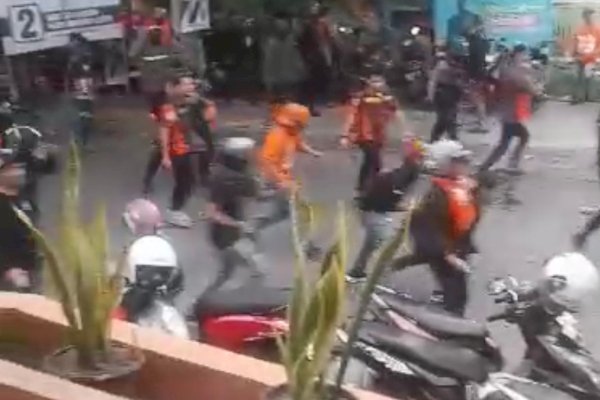 Relawan DIA Ugal-ugalan, Serang Relawan Andalan Hati Tapi Langsung Dipukul Mundur