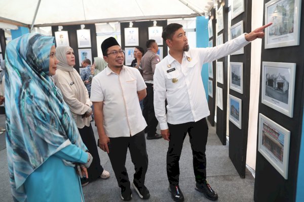 Pjs Wali Kota Makassar Resmikan Pameran Arsip Kota Makassar