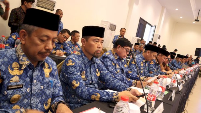 Pjs Wali Kota Makassar Ikuti Rapat TPID se-Sulsel.