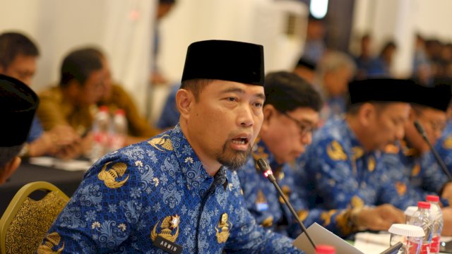 Pjs Wali Kota Makassar Paparkan Strategi Pengendalian Inflasi di Pertemuan TPID Sulsel 2024.