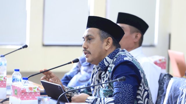 Anggota Komisi E dari Fraksi NasDem Dr.Mahmud.