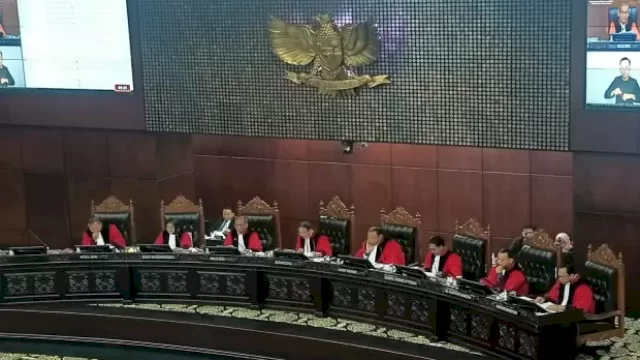 Sidang MK.(F-INT)