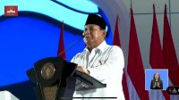 Prabowo Umumkan Kenaikan Gaji Guru, Efektif Berlaku Tahun 2025
