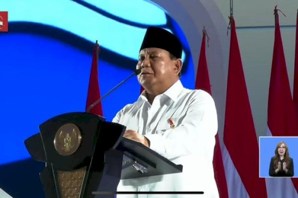 Prabowo Umumkan Kenaikan Gaji Guru, Efektif Berlaku Tahun 2025