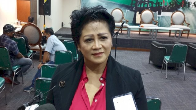 Connie Rahakundini Bakrie.