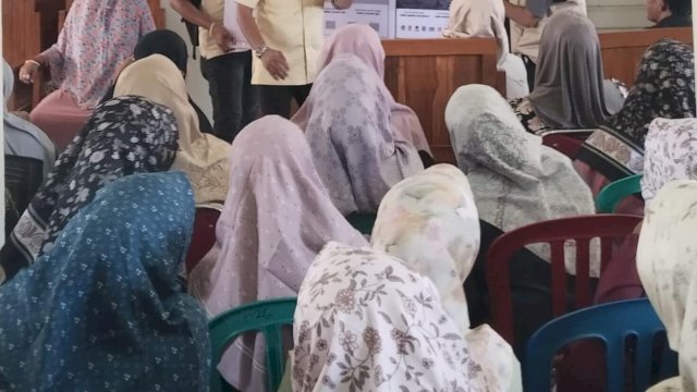 Kediaman Calon Bupati Bone Menjadi Simbol Aspirasi Warga: Sambutan Hangat untuk Andi Asman Sulaiman