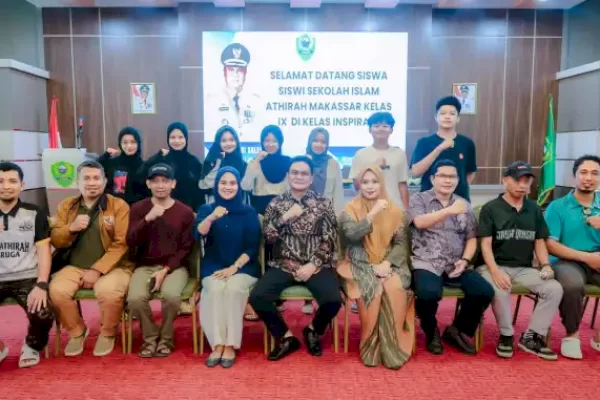 Bupati Barru Sampaikan 10 Kunci Sukses ke Siswa(i) SMP Islam Athirah Makassar