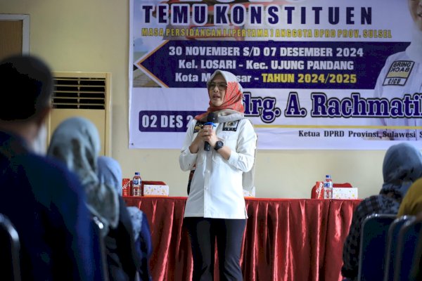 Reses di Maricaya, Ketua DPRD Sulsel Rachmatika Dewi Dicurhati Ibu-ibu Rumah Tangga soal Banjir