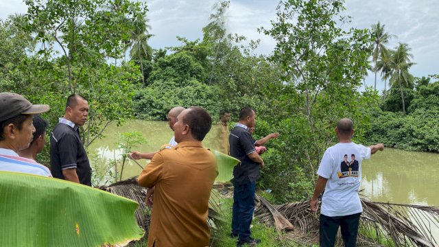 Ketua Fraksi NasDem Sulsel, Muhammad Sadar Tinjau Langsung Kondisi Sungai Segeri.