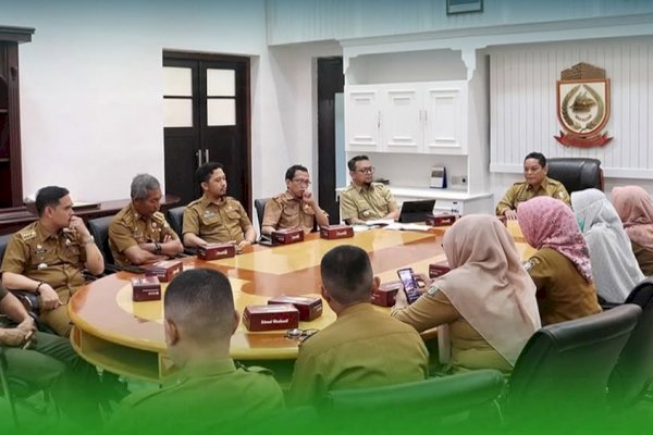 Jelang Nataru, Disperindag Makassar Gelar Rapat Penetepan Harga Pasar Murah Spesial Natal dan Tahun Baru 2024.