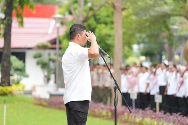 Pjs. Wali Kota Makassar, Andi Arwin Azis Pimpin Apel Perdana di Kantor Balaikota Makassar