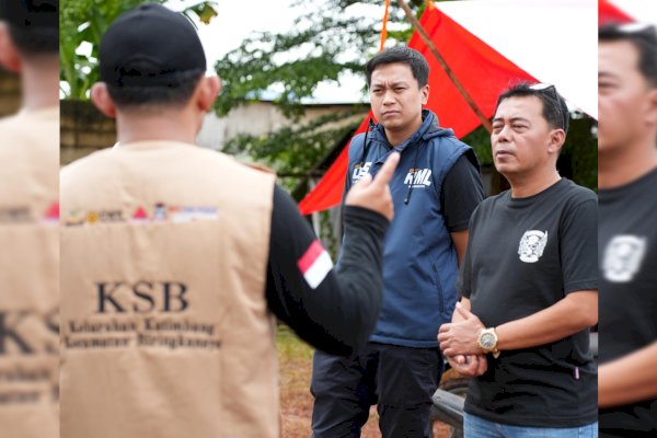 Peduli Korban Banjir, Legislator NasDem Odhika Tinjau-Beri Bantuan di Kecamatan Biringkanaya: Terima Kasih KK Dewan!