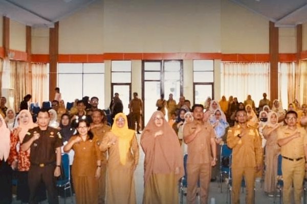 Suhartina Buka Penyuluhan dan Kampanye Lingkungan Hidup