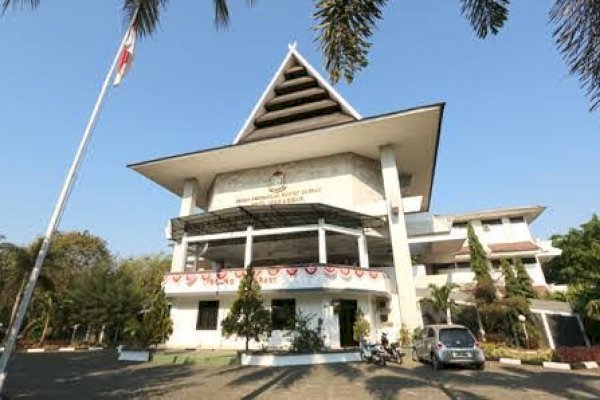 Dapat Pin Emas, Anggaran Pelantikan Anggota DPRD Makassar Capai Rp2,4 M