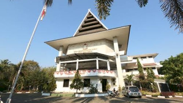 Dapat Pin Emas, Anggaran Pelantikan Anggota DPRD Makassar Capai Rp2,4 M