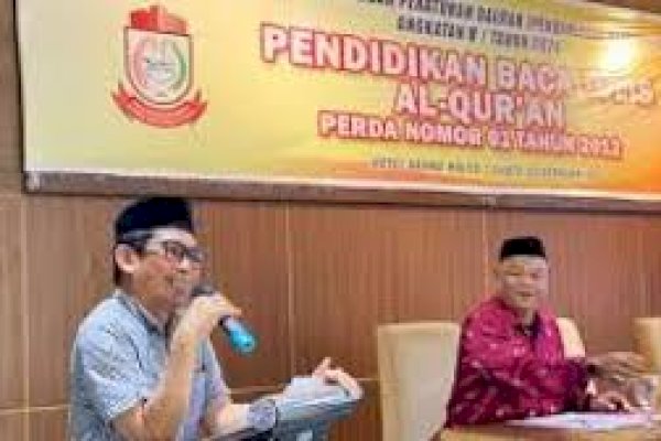 Sosialisasi Perda Pendidikan Baca Tulis Al-Qur’an, Muchlis Misbah: Pedoman Hidup