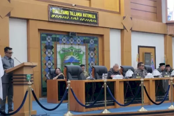 DPRD Pangkep Gelar Rapat Paripurna Pandangan Umum Fraksi Ranperda APBD TA 2025