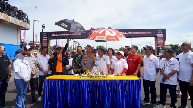 Ajang balap motor Sulawesi Cup Race.