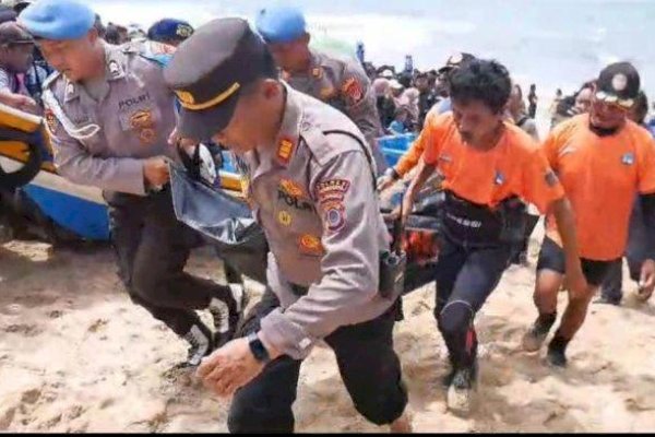 Pelajar Mojokerto Hanyut di Pantai Drini Gunungkidul, 3 Tewas