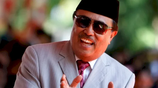 Tokoh Pers Nasional dan Pendiri Fajar Group Alwi Hamu.