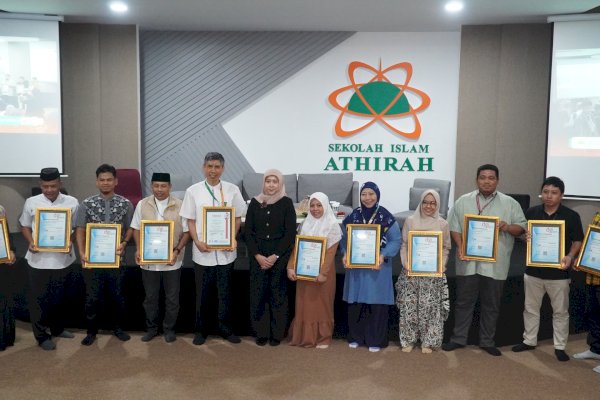 Alhamdulillah! Sekolah Islam Athirah Raih Sertifikat ISO 9001: 2015 dan ISO 21001:2018