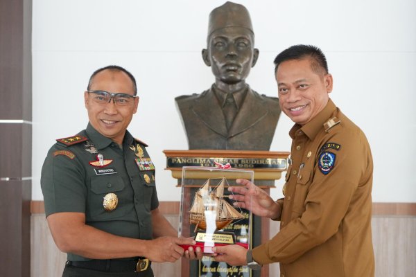 Pj Gubernur Sulsel Prof Fadjry Djufry – Pangdam XIV Mayjen TNI Windiyatno Bahas Kerjasama Swasembada Pangan