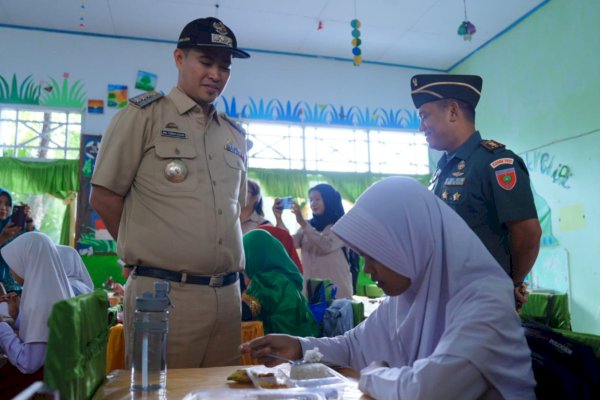 Bupati MYL Bareng Forkopimda Pangkep Tinjau Pelaksanaan Makan Bergizi Gratis