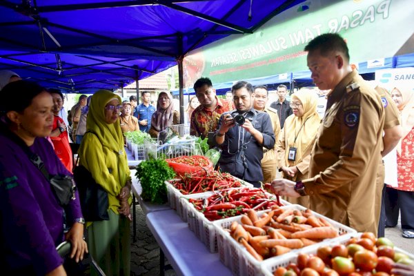 Stabilisasi Pasokan-Harga, Pemprov Sulsel Luncurkan Gerakan Pangan Murah Perdana di Indonesia