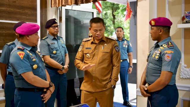 Penjabat Gubernur Sulawesi Selatan, Prof Fadjry Djufry.