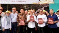 Pj Gubernur Sulsel Prof Fadjry Djufry Dampingi Menko Zulkifli Hasan Tinjau Gudang Kakao PT Papandayan Cocoa Industries