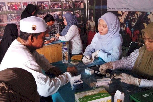 LAZ Hadji Kalla Bersama Kemenag Sulsel dan Baznas Lalukan Pemeriksaan Gratis di Kampung Zakat Lakkang