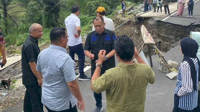 Komisi D DPRD Sulsel Tinjau Jalan Poros Pekkae-Soppeng