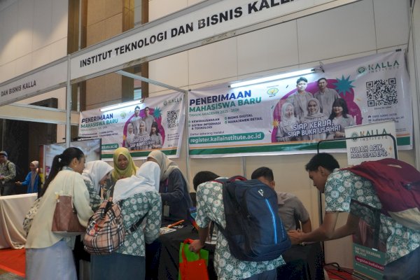 Kalla Institute Tawarkan Peluang Emas Bagi Calon Mahasiswa dalam Pameran Pendidikan Sulawesi Education &#038; Techno Expo 2025