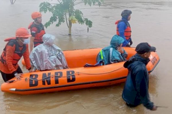 7 Kecamatan di Barru Terendam Banjir, Pemkab Tetapkan Status Siaga Bencana
