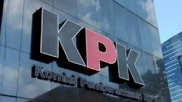 KPK.