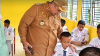 Bupati Maros Chaidir Syam Tinjau Sosialisasi Edukasi Kesehatan dan Pengenalan Aplikasi OKY Indonesia