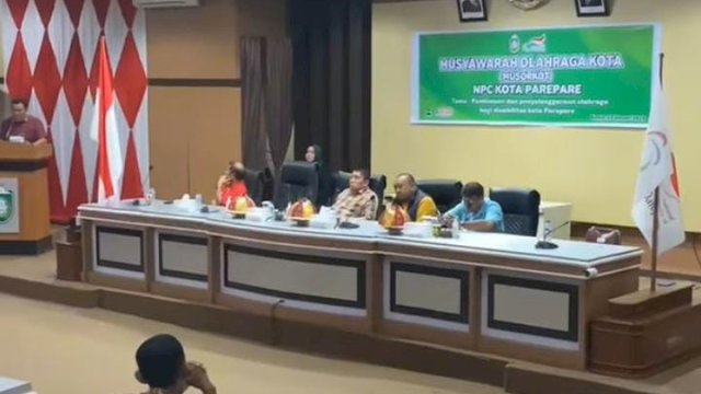 Ketua DPRD Kaharuddin Kadir Hadiri dan Buka Kegiatan Musorkot NPC Parepare.