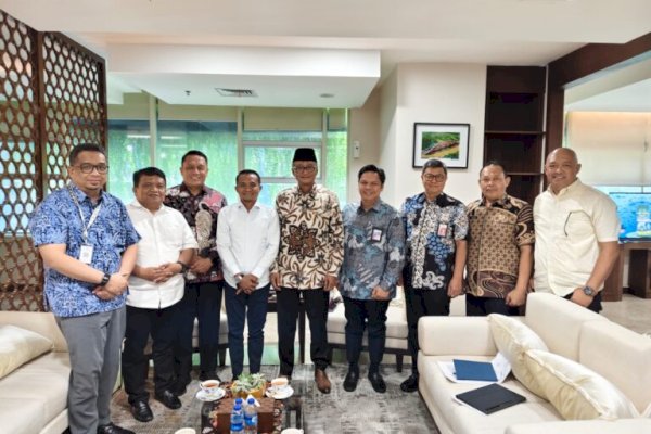 Bupati Bone Terpilih Andi Asman Bersama Pj Bupati Temui Menteri PU, Laporkan Kondisi Infrastruktur Jalan-Jembatan