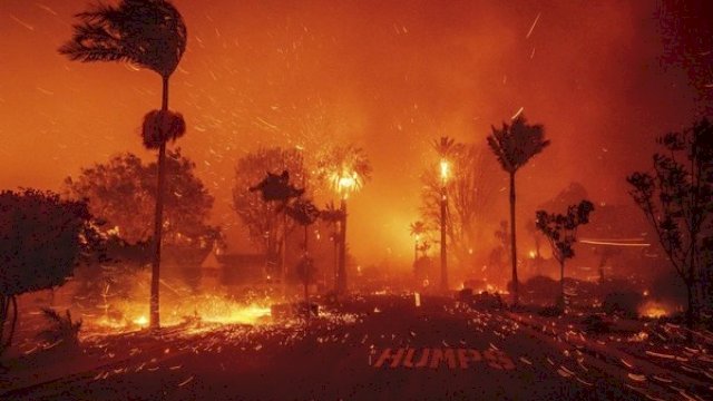 Kebakaran Dahsyat Los Angeles.