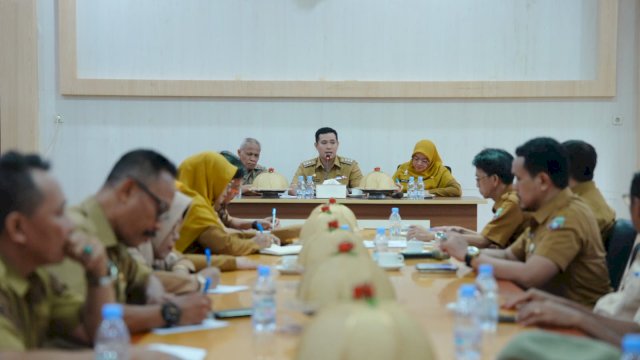 Rapat peringatan HUT ke-65 Pangkep, dipimpin bupati Muhammad Yusran Lalogau.