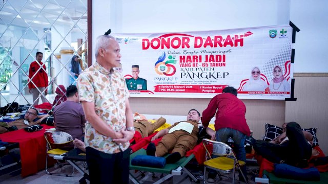 Wabup Pangkep Syahban Sammana Pantau Donor Darah ASN.