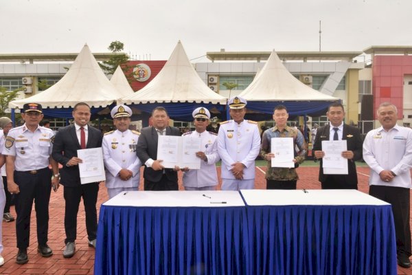 Lepas Perwira Transportasi PIP Makassar, Pj Gubernur Prof Fadjry Djufry Sampaikan Asta Cita Presiden Prabowo