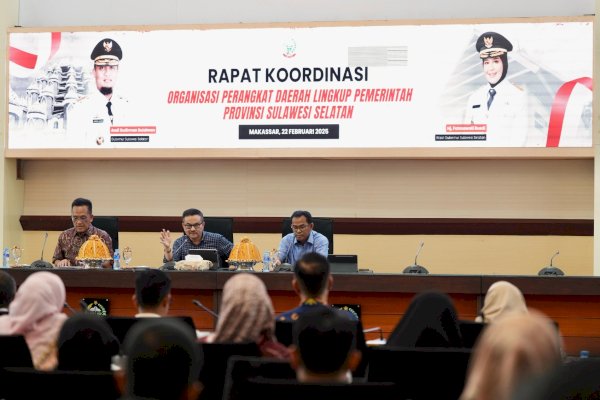 Sekda Jufri Rahman Pimpin Rapat Koordinasi OPD Bahas Tindak Lanjut Arahan Gubernur Terkait Inpres No 1 Tahun 2025